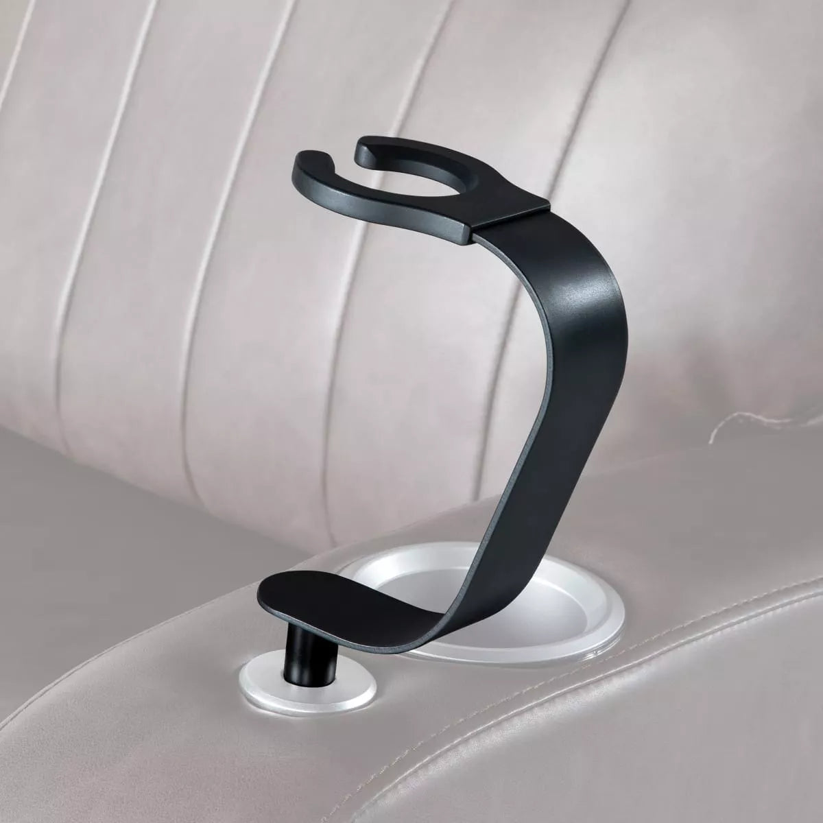 Lippert | Thomas Payne Wine Glass Holder | 2020129996