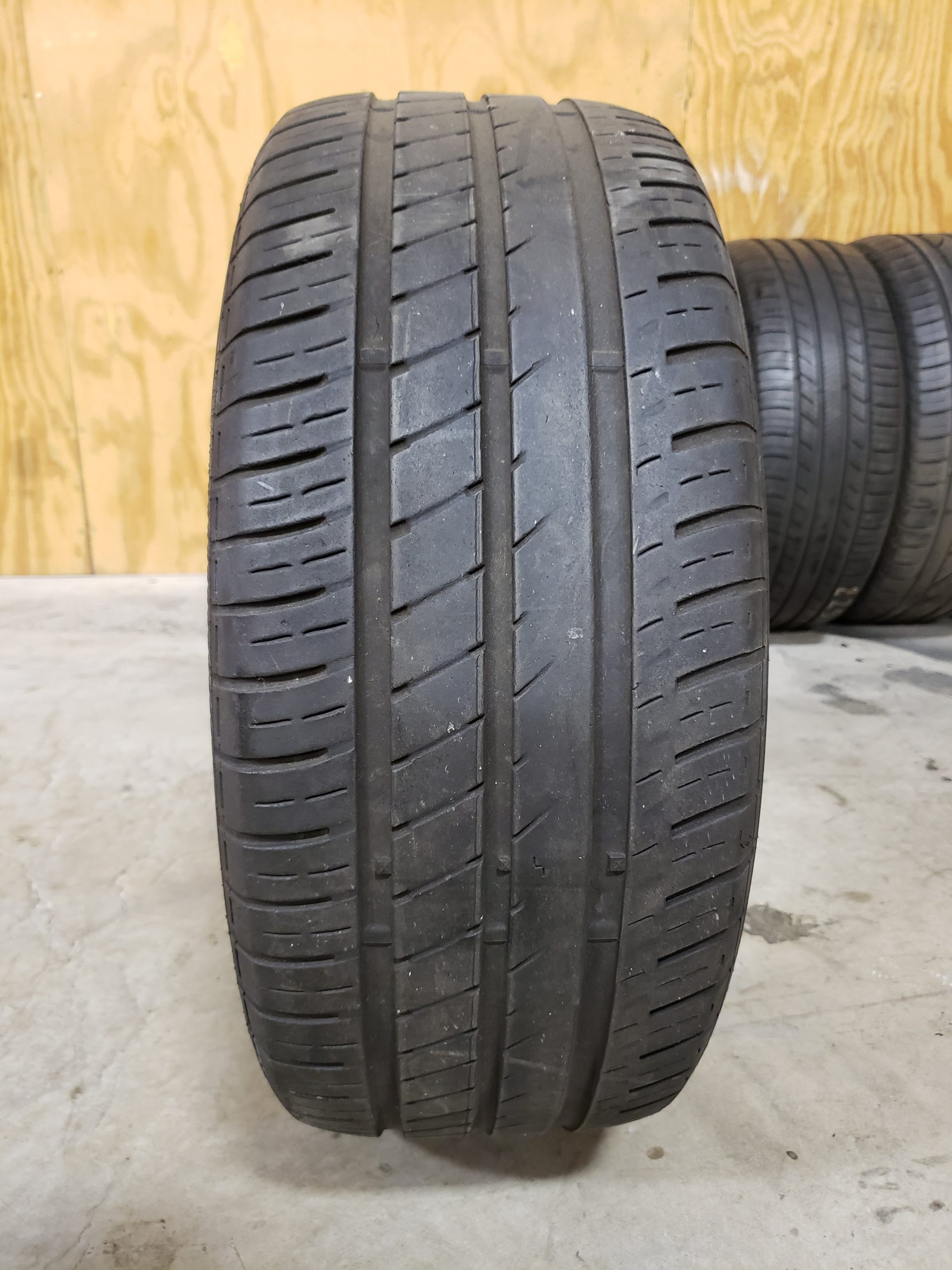 SINGLE 225/55R16 Matador Elite3 95V XL - Used Tires