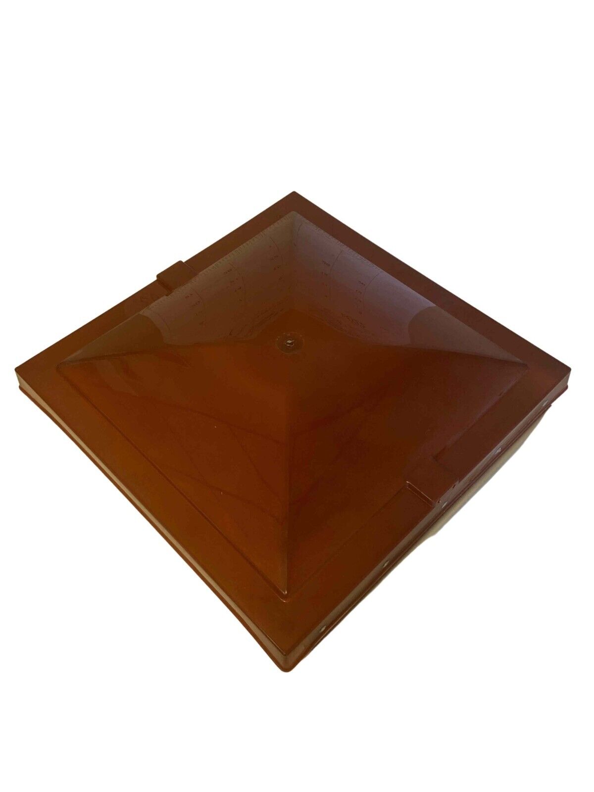 Elixir RV Roof Vent Old Style Amber 14.5" X 14.5" Lid C Hing
