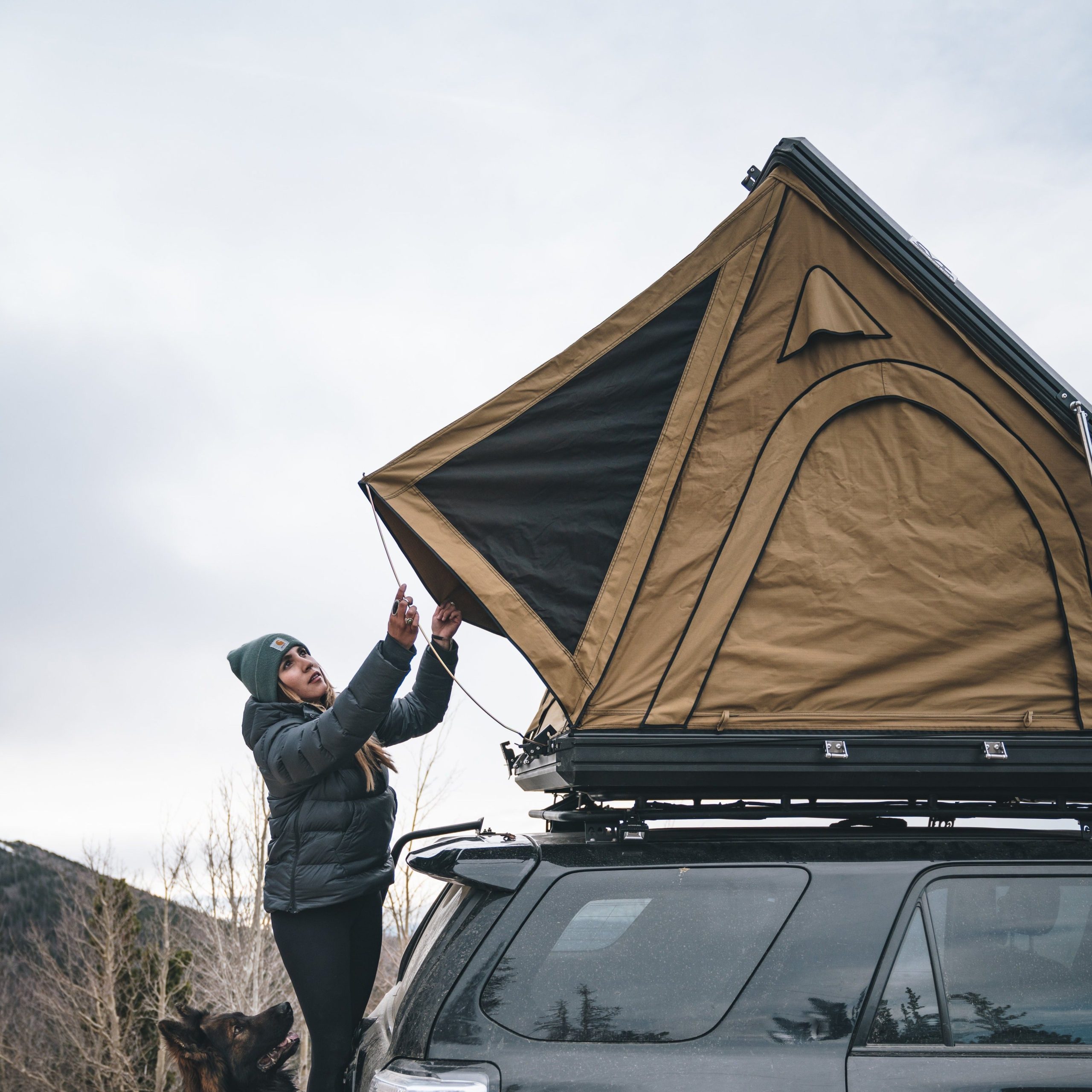 CVT Mt. Hood Aluminum Hardshell Rooftop Tent